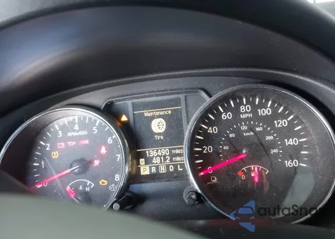 2015 Nissan Rogue Select S z USA, uszkodzony, nr VIN JN8AS5MT8FW670910